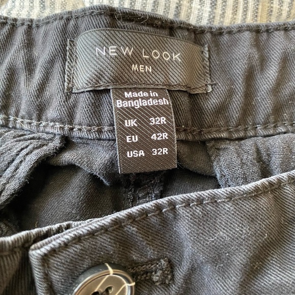 End Black Cargo Shorts - Picture 2 of 2